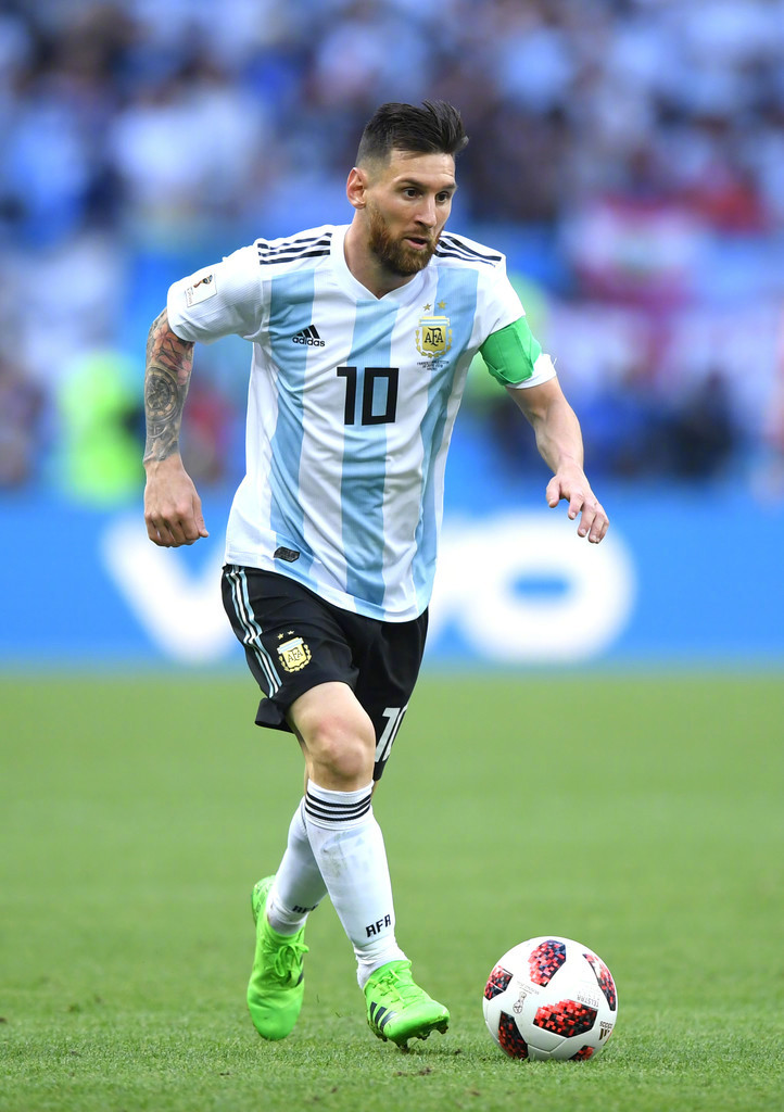 来新人辈出 来新人辈出