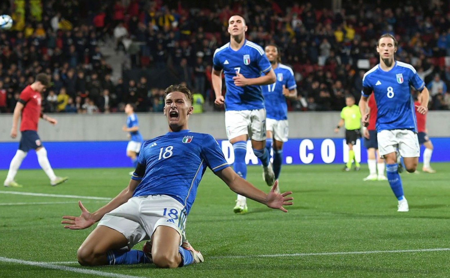 當鋼鐵般的 當鋼鐵般的